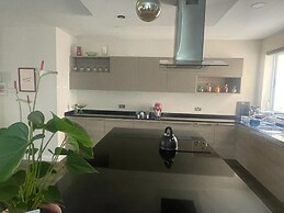 East West Apartment