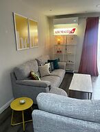 East West Apartment