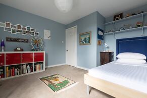 Caithness Road VI by Onefinestay