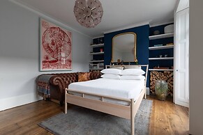 Aubrey Walk by Onefinestay