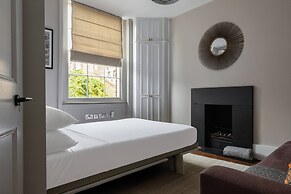 Aubrey Walk by Onefinestay