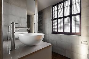 Aubrey Walk by Onefinestay