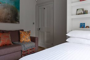 Aubrey Walk by Onefinestay