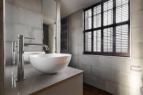 Aubrey Walk by Onefinestay