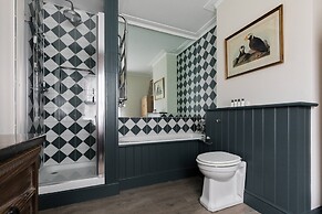 William Mews by Onefinestay