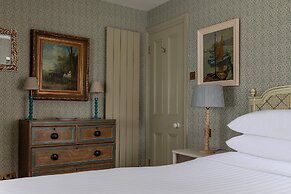 William Mews by Onefinestay