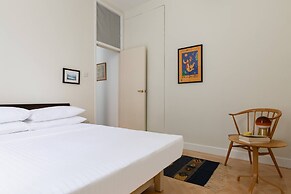 Bury Place by Onefinestay