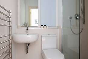 Bury Place by Onefinestay