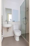 Bury Place by Onefinestay