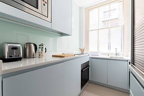 Bury Place by Onefinestay