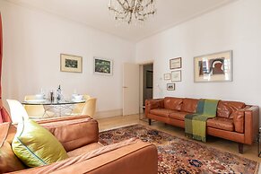 Bury Place by Onefinestay