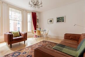 Bury Place by Onefinestay