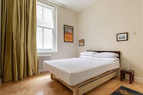 Bury Place by Onefinestay