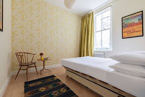 Bury Place by Onefinestay