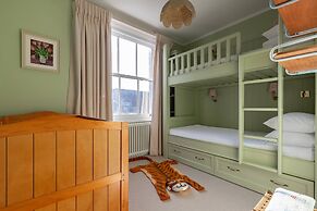 Milborne Grove by Onefinestay