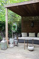 Belsize Park Gardens by Onefinestay