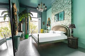 Belsize Park Gardens by Onefinestay