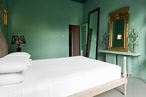 Belsize Park Gardens by Onefinestay