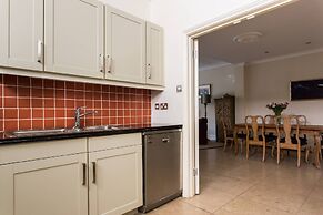 Sloane Gardens by Onefinestay