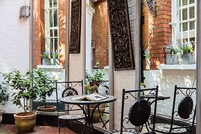 Sloane Gardens by Onefinestay