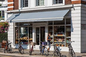 Sloane Gardens by Onefinestay