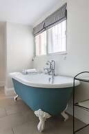 Sloane Gardens by Onefinestay