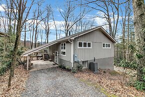 Black Mountain Treehouse