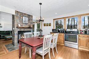 Black Mountain Treehouse