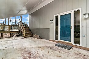 Black Mountain Treehouse