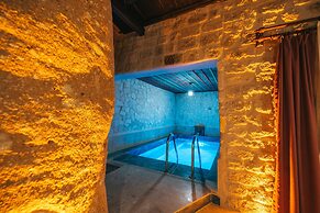 Cappatria Cave House