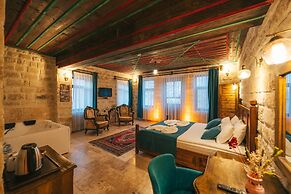 Cappatria Cave House