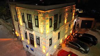 Cappatria Cave House