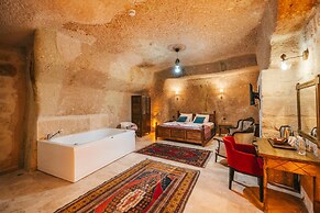 Cappatria Cave House
