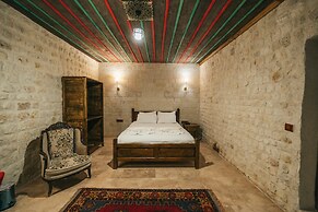 Cappatria Cave House