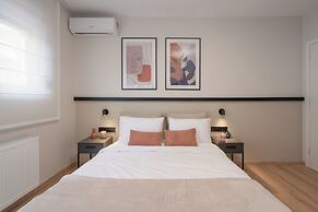 Upscale Apartment in Chalandri with Large Terrace