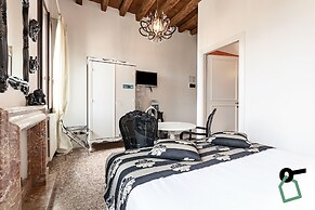 Hotiday Room Collection - Dolo