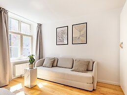 Sanders Regent Bright 1 Bdr Apt