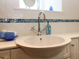 Dromore Cottage