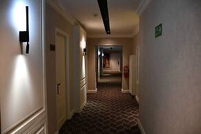 Jade Boutique Hotel