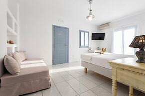 Aegean Colors Koufonisia