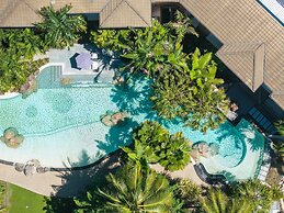 Leaf Luxe - 9 Pools BBQ Gym