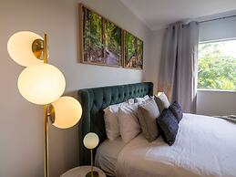 Leaf Luxe - 9 Pools BBQ Gym