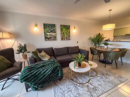 Leaf Luxe - 9 Pools BBQ Gym