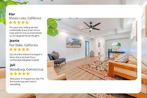 Stylish 2-bedroom Walking Distance to Downtown