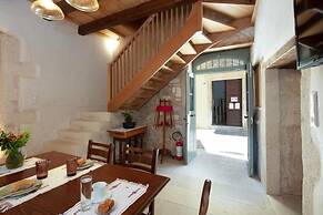 Domus Clodia-sensing Rethymno's Old Town