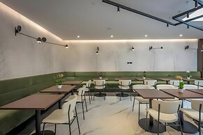 HOTIDAY Room Collection - Milano Cinque Giornate