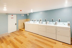 Cozy Stay near Fishtown & City Center