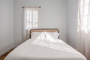 Cozy Stay near Fishtown & City Center