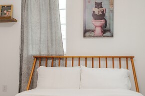 Cozy Stay near Fishtown & City Center