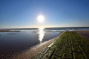 Coastal Apartment in Middelkerke Steps From the Sea